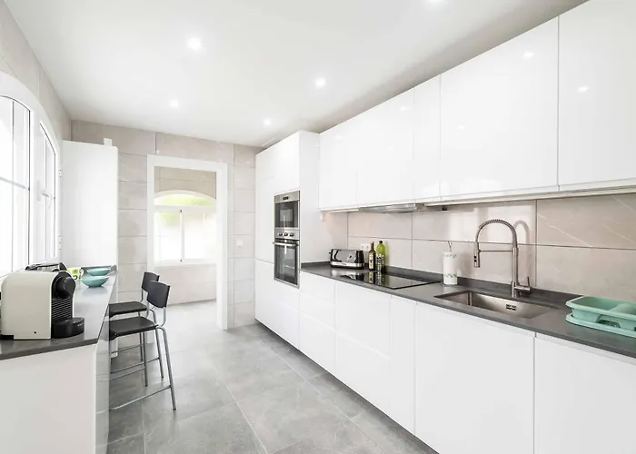 Willa Serenity Caleta