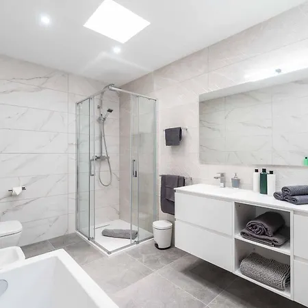 Serenity Caleta Villa