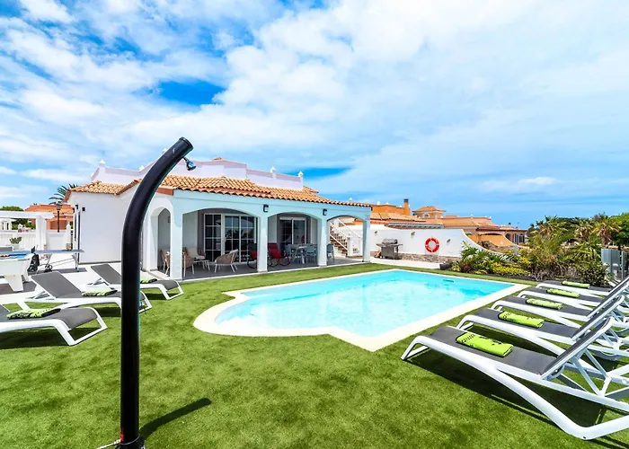 Serenity Caleta Villa