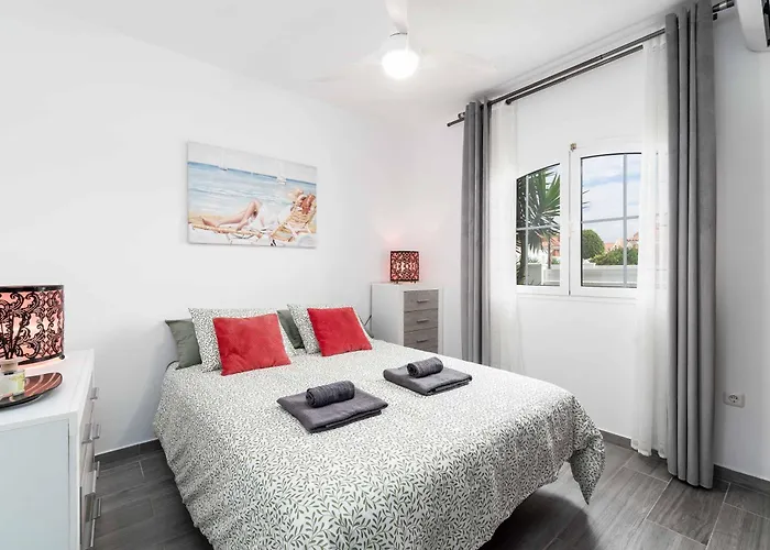 Serenity Caleta Villa *