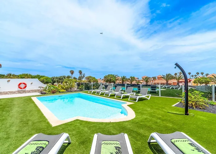 Villa Serenity Caleta *